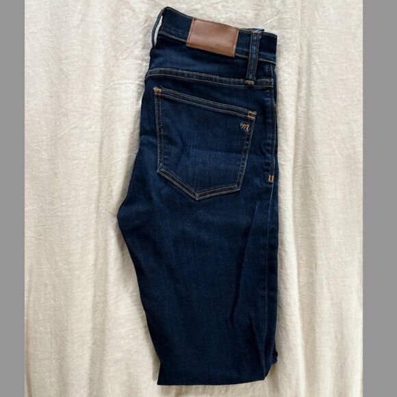 9" High Rise Skinny - Picture 4 of 4